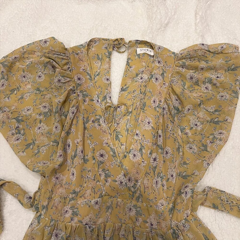 Floral Storia Maxi Dress in Size M/US 6-8